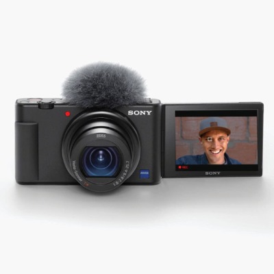 I just received a gift from Dina Meyer via Throne Gifts: Sony Digital Camera for Content Creators. Thank<a href="/tag/throne"class="tags"><span>#throne</span></a><a href="/tag/wishlist"class="tags"><span>#wishlist</span></a>