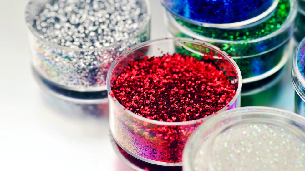 NBCDFW's tweet photo. Two Florida Women Attack Man With Glitter, Face Felony Charges https://t.co/Mcxr1rTsog https://t.co/PMSZJ0tHmB