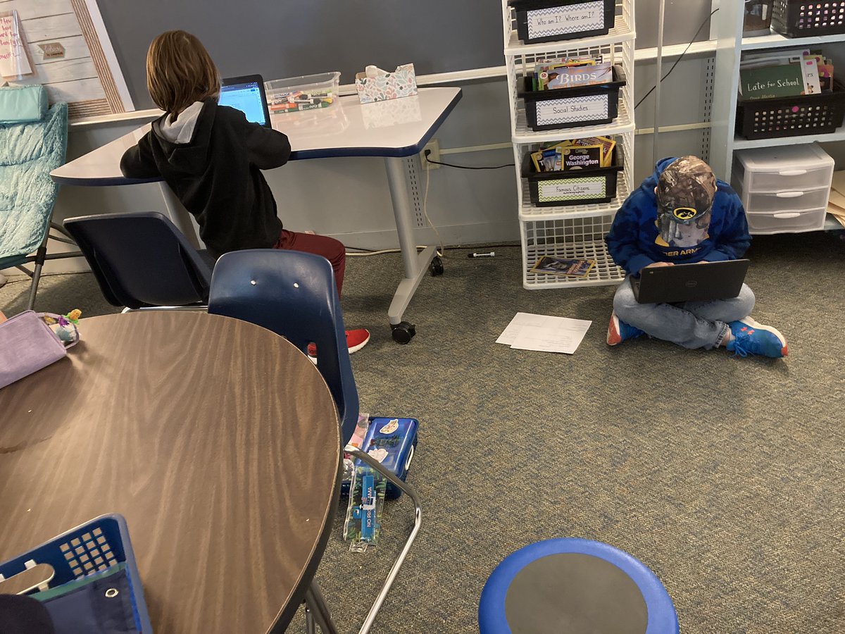 carr0507's tweet photo. Block 2 working hard on their choice writing. I love seeing them so into their writing and hearing that they don’t want to stop! ❤️📝 #writingrocks #sfesharks @HumbleISD_SFE #Catesclass https://t.co/ozBUMmE8ib