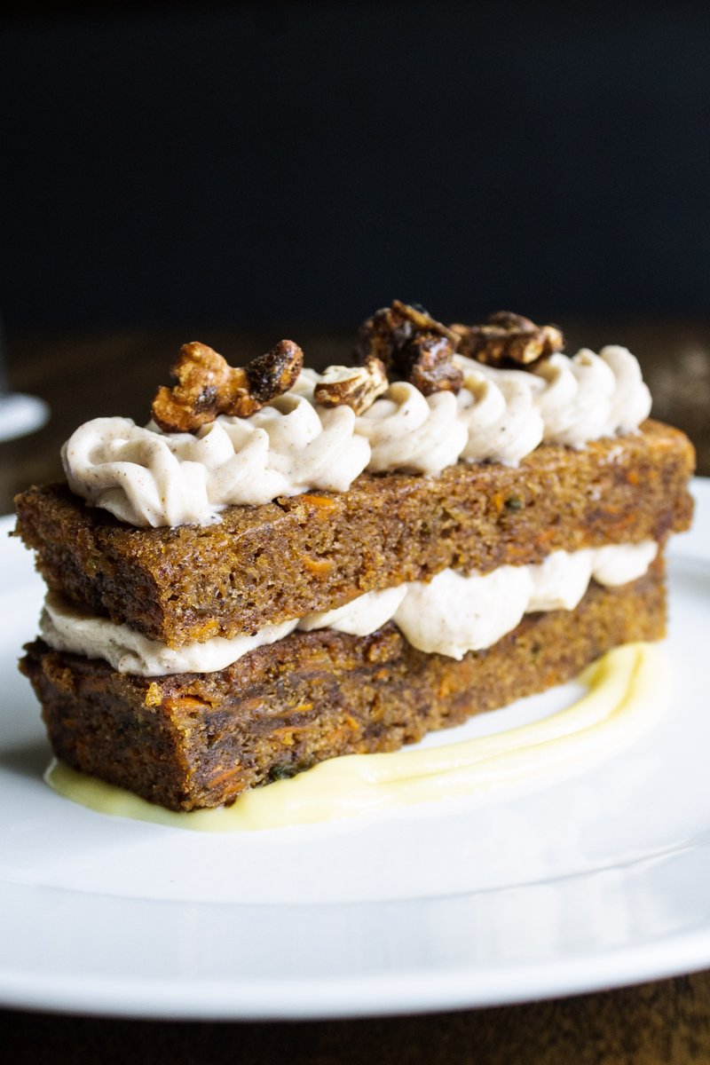 A sweet treat after a small break... 🥮☕️

Aberdeen Tavern returns! We're open for online ordering  Tuesday-Saturday 4-9 pm!

theaberdeen.ca