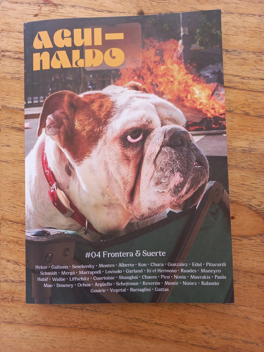 Di con mi ejemplar de <a href="/revistaguinaldo/">Revista Aguinaldo</a> Muito para leer. Comparto sección con <a href="/ineslovisolo/">Inés Lovisolo</a> Hola Inés.