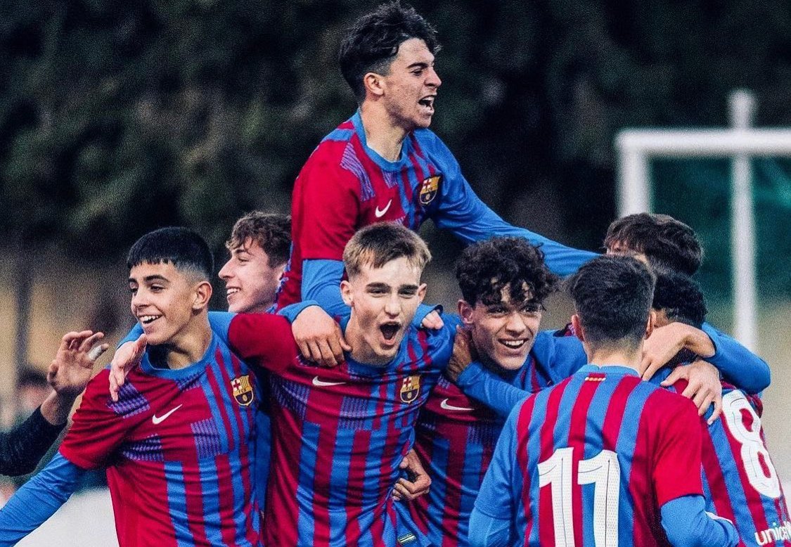 _EliteAgency's tweet photo. ¿Día de #Clasico? 

Nosotros queremos que pronto lo juegue nuestro Héctor Rangel. 

#SomosReferencia https://t.co/aBlONzuYGX