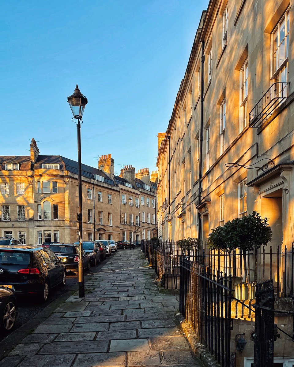 Gorgeous commute today. More please January! ☀️

#visitbath #wintersun