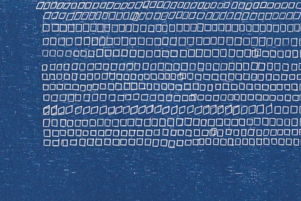 Ester Fleckner (DK) | finissage 13.1. kl. 18.00 + 2 dager. 
Fleckner er interessert i kaotisk kunnskap. Hva betyr det å føle seg annerledes? Fra et skeivt perspektiv studerer #esterfleckner verden med selvkomponert alfabet. Tresnittene kan leses som tekstportretter.