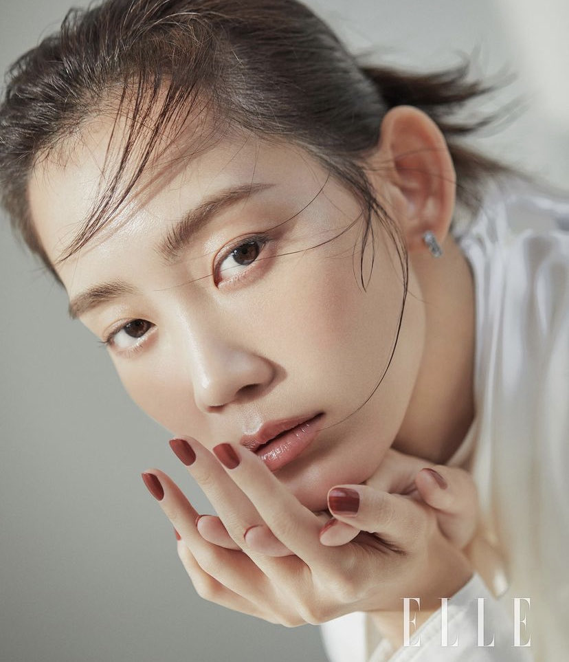 Keep your Netflix subscriptions as #TheYoungestSonofAChaebolFamily is included on their 2022 kdrama lineup!

🔗marieclaire.com/culture/korean…

#송중기 #신현빈
#ShinHyunBeen #SongJoongKi