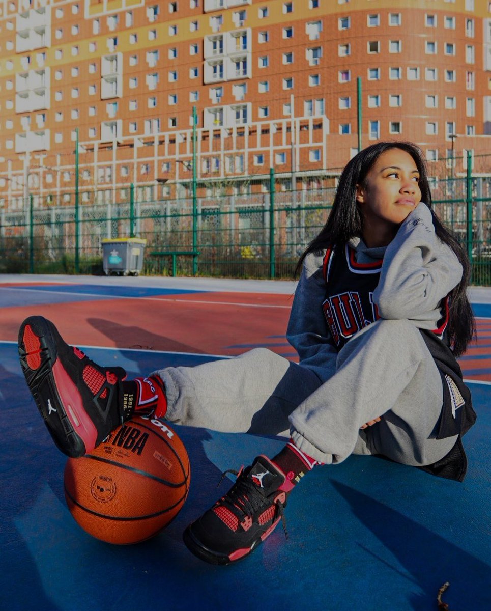 🍀RAFFLE AJ4 Red Thunder🍀
Venez tenter votre chance de cop l'AJ 4 Red Thunder dans nos shops de Paris et Strasbourg. Cloture des raffles instore Jeudi 19h.
Vous habitez loin de ceux-ci ? Une autre raffle online pour notre E-shop vendredi matin.

🍀🍀🍀Bonne chance à tous🍀🍀🍀