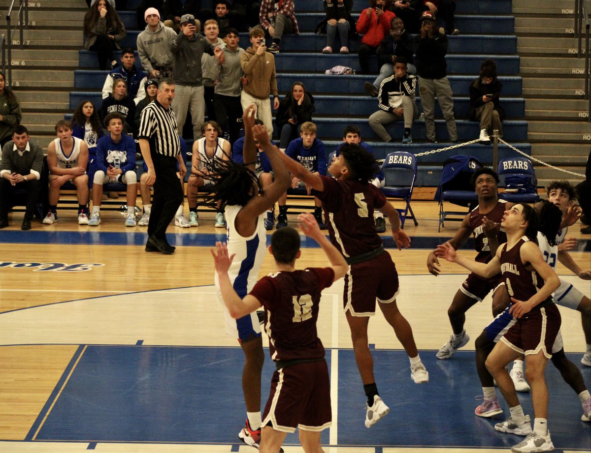 PV_Boys_Hoops's tweet photo. Big Win over a great Whitehall team! Bears win 65-63 in double overtime with clutch plays from everyone! #teamwork https://t.co/sVsUX8z0qd
