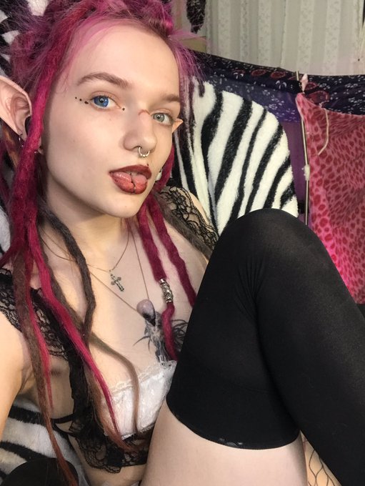 Im online on STRIPCHAT   https://t.co/oxzAYqP9rO https://t.co/i01KqdSgGv<a href="/tag/mvsales"class="tags"><span>#mvsales</span></a>