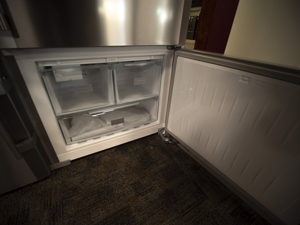 BrothersMain's tweet photo. Everyone knows how important a good freezer is! At Brothers Main you’re sure to find a freezer and refrigerator that’s perfect for your family. https://t.co/Um10GVcuPn

#refrigerator #appliances #BrothersMain https://t.co/YrdVkutvbL