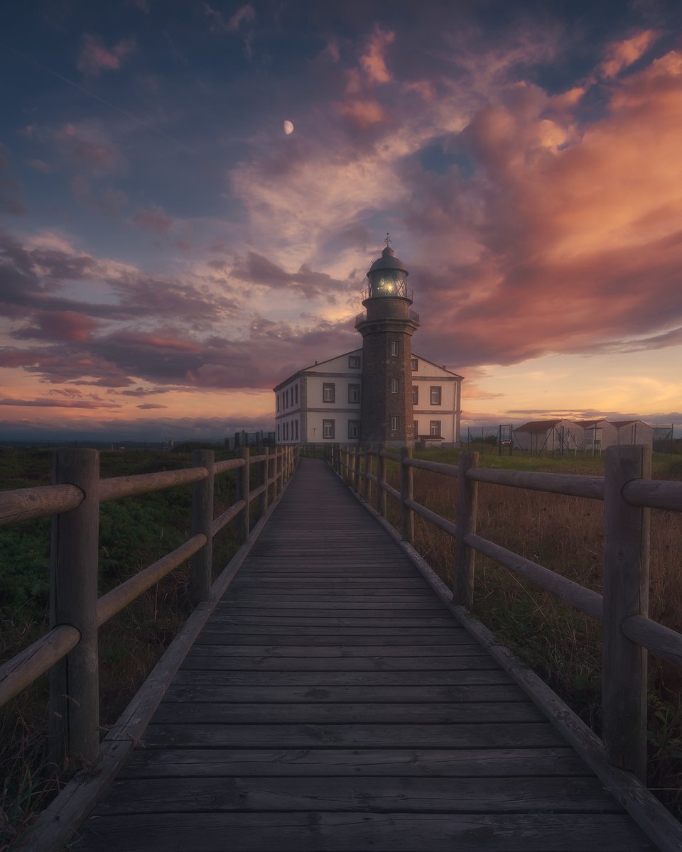 Good day to everyone. So glad to see how this photography community is growing and see many friends got sales lately #LFG #NFTCommunity #NFTs 
Here is an image from one of my last trip in Asturias, Spain. Wish you all a beautiful day🥰