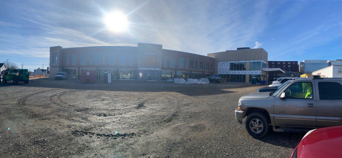 Look at this 58,000 sq. ft. Cancer Center in Canton, OH, with building enclosure achieved we are well on our way to a completion this summer.  Pictured above David Swain, our Project Coordinator is conducting a site visit.
#hplex #hplexsolutions #ownersrep #Hammondconstruction