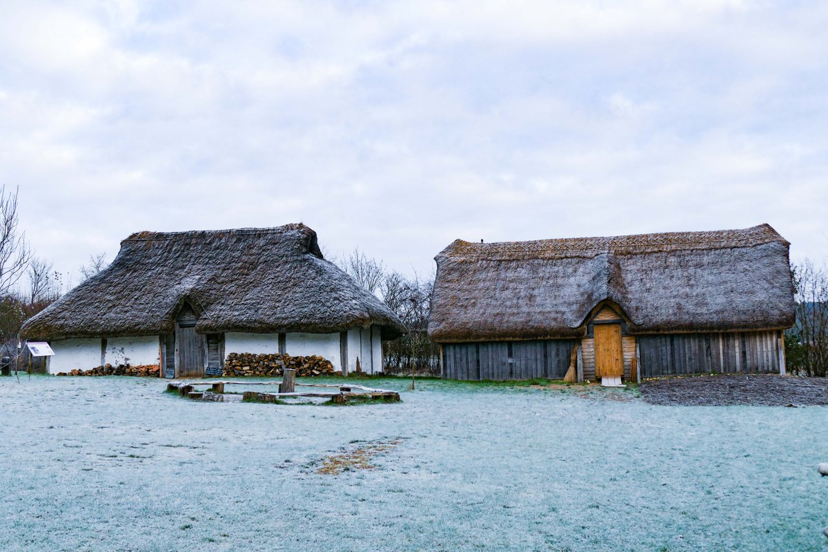 butserfarm's tweet image. We've had some beautiful mornings at the farm recently  - our ancient buildings covered in a glistening frost ❄️ Here's a few frosty photos. We're certainly very grateful for our cosy roundhouse fires! 🔥