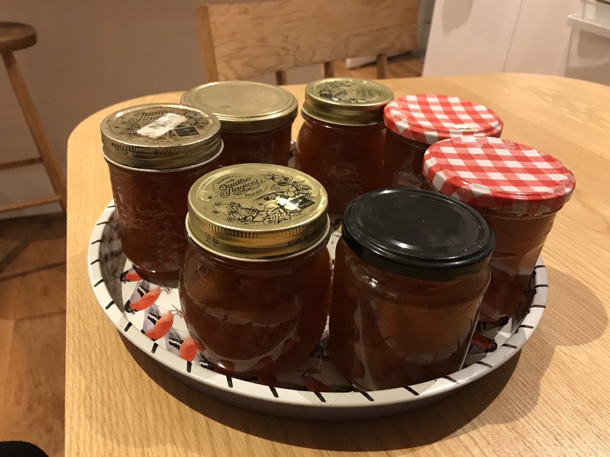 The first batch of marmalade 2022. Lookin’ mighty fine