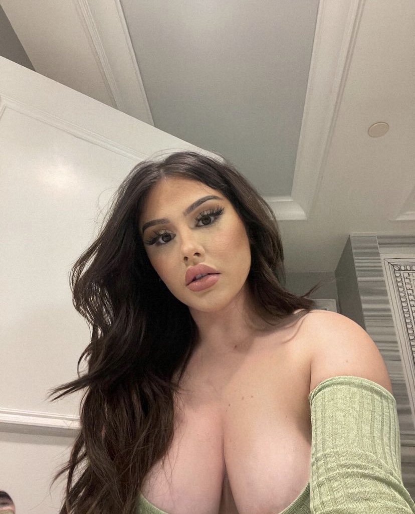 Checkout my new video #onlyfans 
#fansly 

onlyfans.com/mamibree