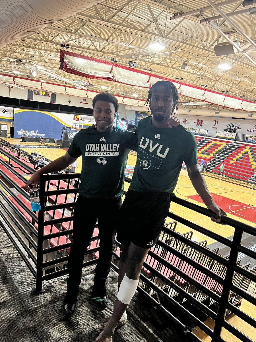Itlskills's tweet photo. Happy Birthday enjoy your day MEN. @trey_d24 @d3ray8 https://t.co/KXZVIeEmBO