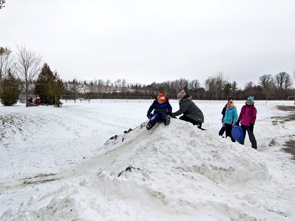 Enjoying the weather while taking turns using the toboggans this afternoon. #SpecialEducation <a href="/syps_powpack/">Scott Young PS</a> <a href="/victoriayoung04/">Victoria Young</a>