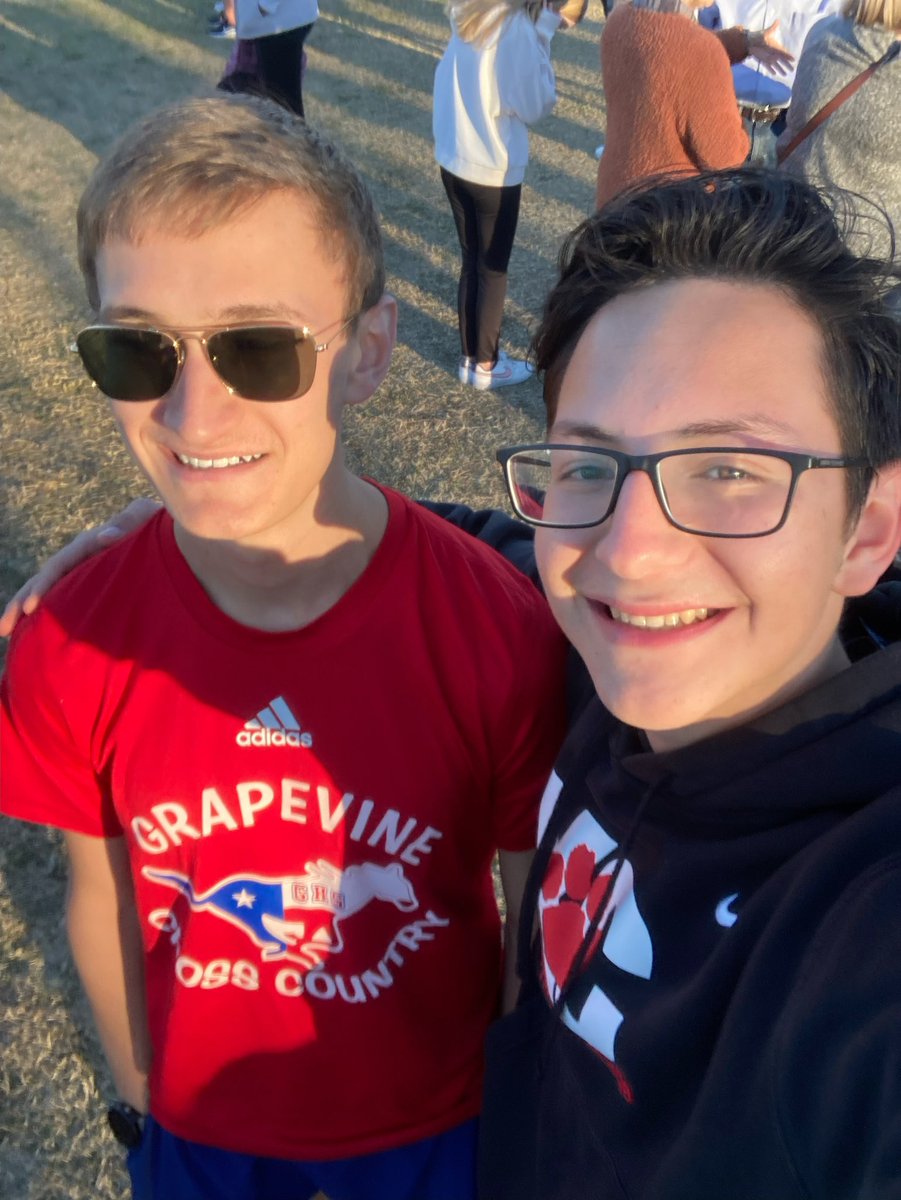 quixexp's tweet image. Final District XC Meet - HMS 7th grade boys ready to start…
Great seeing GHS &amp;amp; CHHS runners coming out to support also!

@HMSBoysAth @HMS_Ath_Booster 
#HMSBroncos #WeAreHMS #ProudToBeABronco #PR1DE
@CHHSCXC @GrapevineXC @GCISD_Athletics
