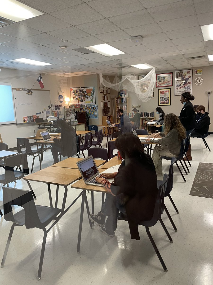 mrs_friend's tweet photo. Aahhhhh!!!! @HebronAcDec competition season is officially beginning! #1 of 10 starts NOW! It’s essay day! #WriteAllTheWords #KnowAllTheThings https://t.co/2Qs6GGwVqV