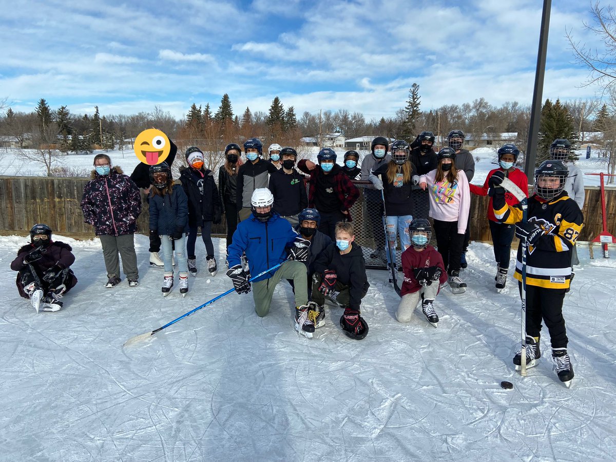 MrsMPicton's tweet image. Two beautiful days out in a row?! Let’s skate and sled. @GRoadSchool