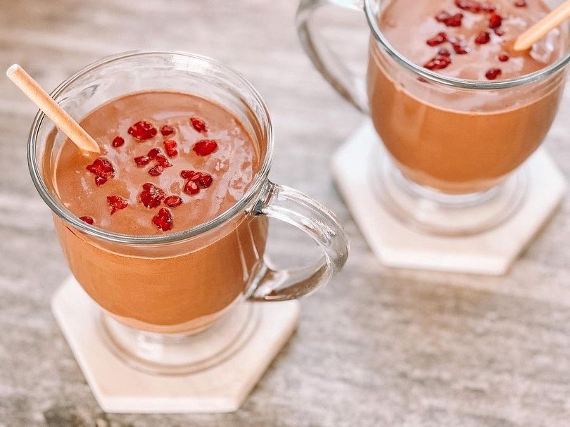 SantaBarbChoc's tweet photo. Repost @andreagraye 
I want a rich, chocolatey milkshake, but I NEED it to be healthy so I can enjoy it regularly…not just on special occasions! You will not believe that this old-fashioned, creamy milkshake is nutrient-packed AND utterly delicious! 

https://t.co/8m4qrJDKqq https://t.co/iOciHEcYde