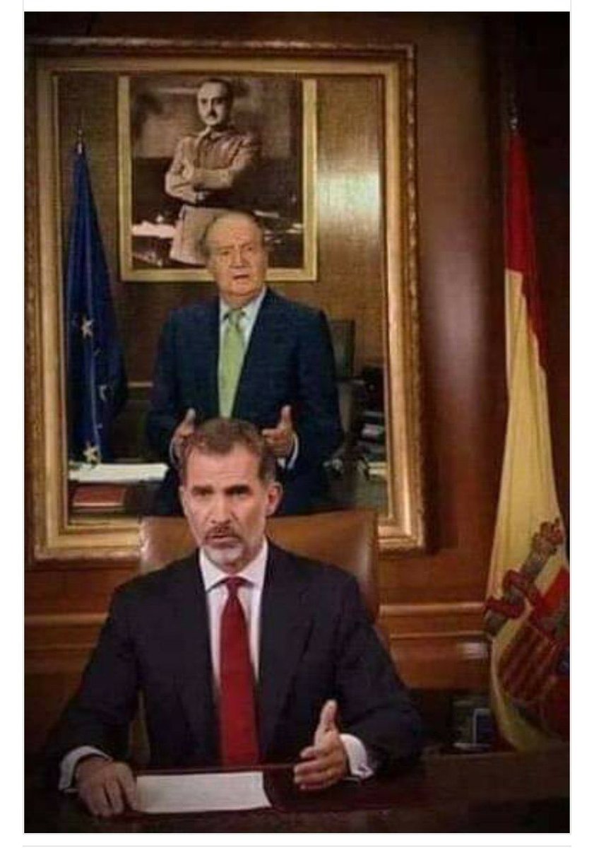 La coherència de la foto...
#DestituirAlRey