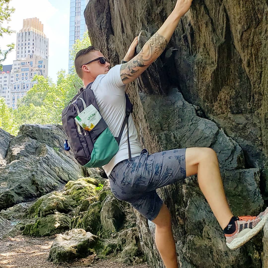 Find your perfect balance! 🧗

Looking for a sweet treat that can get you there? We’ve gotcha covered. 💫 Real fruit makes each of our fruit chews *spectacular*, and not to mention, packed with antioxidants!