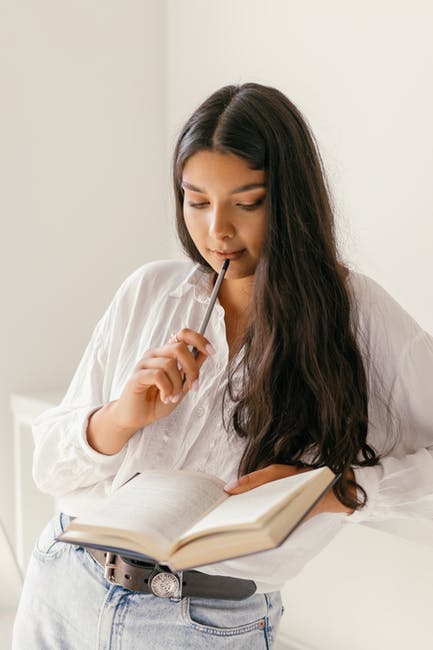 JessicaMoscard4's tweet photo. Make learning a habit!

Set learning goals for yourself for a period, such as a quarter, six months, a year or even longer. Then set a daily intention for trying to learn something that day (or week) that will keep you advancing toward your goals.

#sheshed #workspace https://t.co/eZyHEo26QD