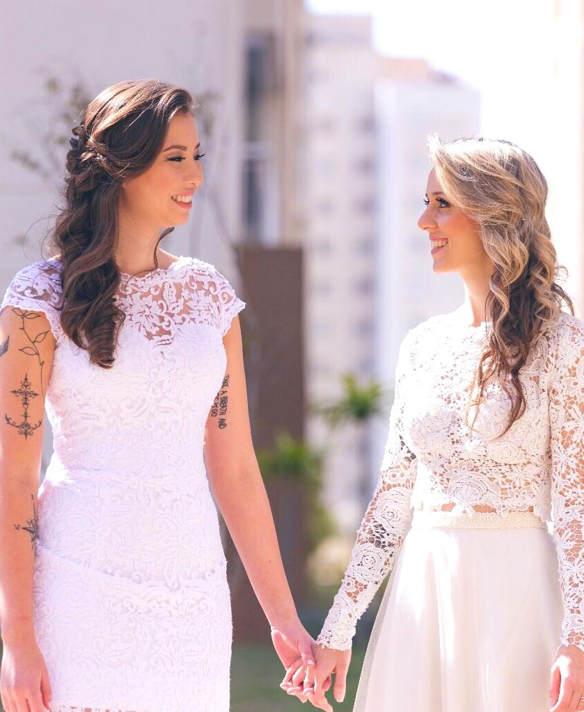 camialvarengaa's tweet photo. Há 9 anos atrás fiquei com a minha melhor amiga e deu nisso: ❤️ https://t.co/iOfZY0gO0n