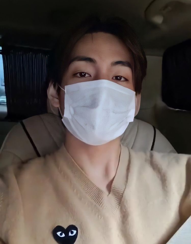 taemmith's tweet image. don’t forget to wear your mask