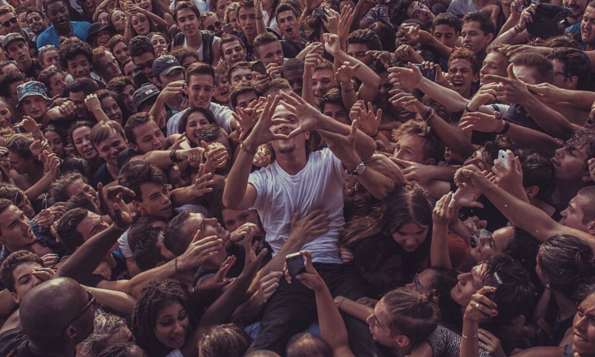 special_nekfeu's tweet photo. Cette photo est juste exceptionnelle https://t.co/9Af9S7XMo5