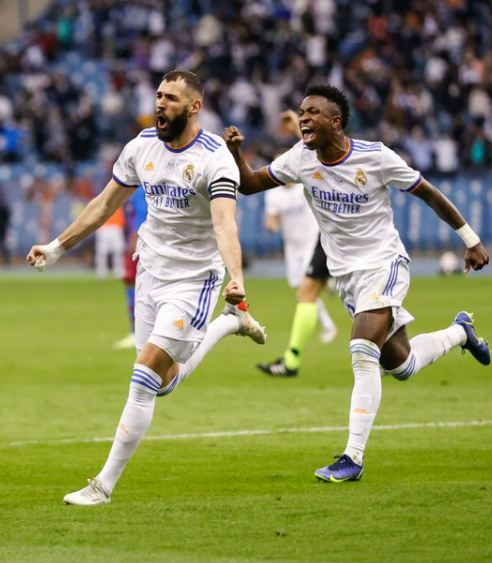 FI7qDa2XoAcTyyy?format=png&name=small