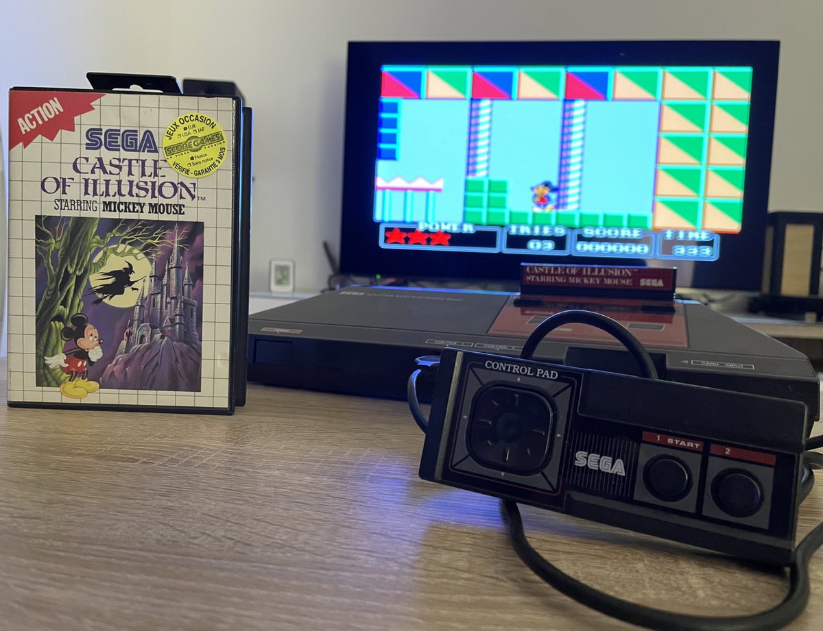 RetroBonheur's tweet image. Ca retro sur Master System ce soir un jeu acheté chez #scoregames , les anciens savent 😁