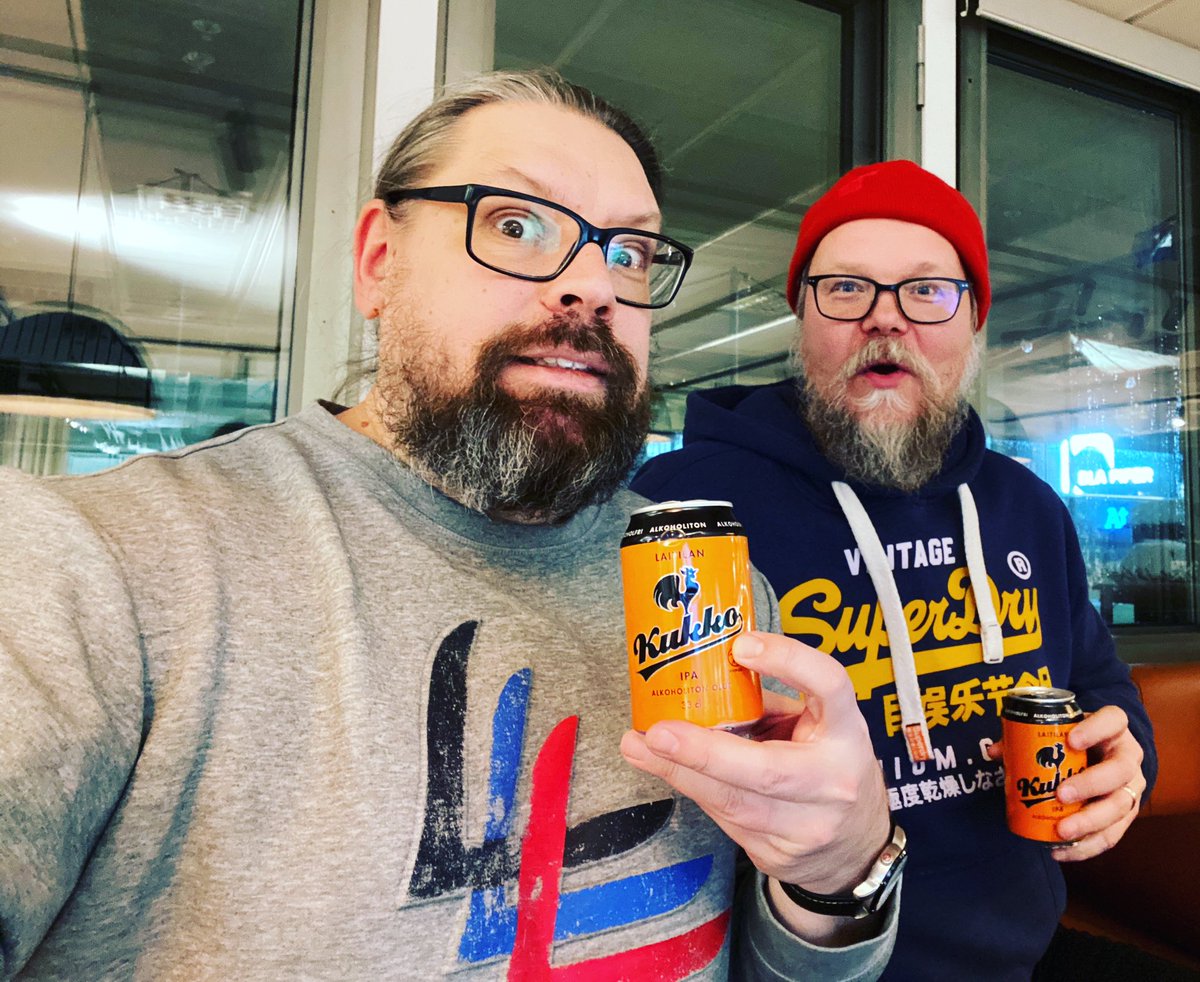 Kässäripalaveri, 2. kausi in progress 📝 Post it -laput &amp; IPA ❤️ <a href="/JannePullinen/">Janne Pullinen</a> 
#pilipalisaatio #podcast  #MuotoiluMuotoilu