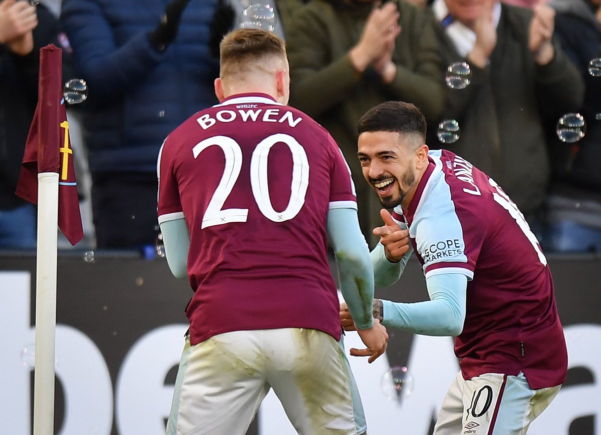 Love these Bowen x Lanzini celebrations!

👉👉 👈👈