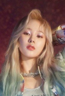 ミアさん エバーグローのメンバー。 お誕生日おめでとうございます