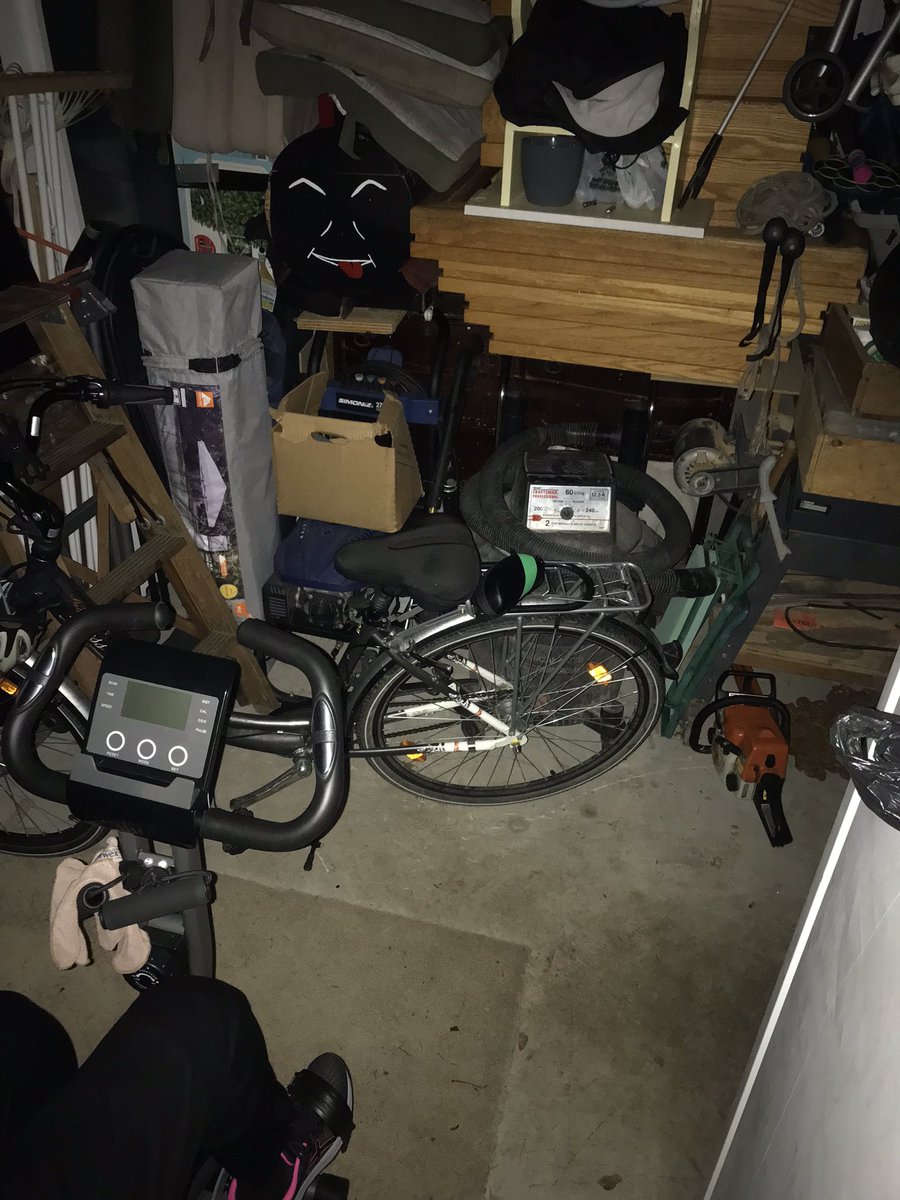 ThisBumbler's tweet photo. Well โฆ the minus temperatures have abated. The snow has been dismissed by the waves of rain. Safe to tread back to deep dark & cold shed! #cycling #bikeriding #wednesdayadventure https://t.co/GBGq63EPyE