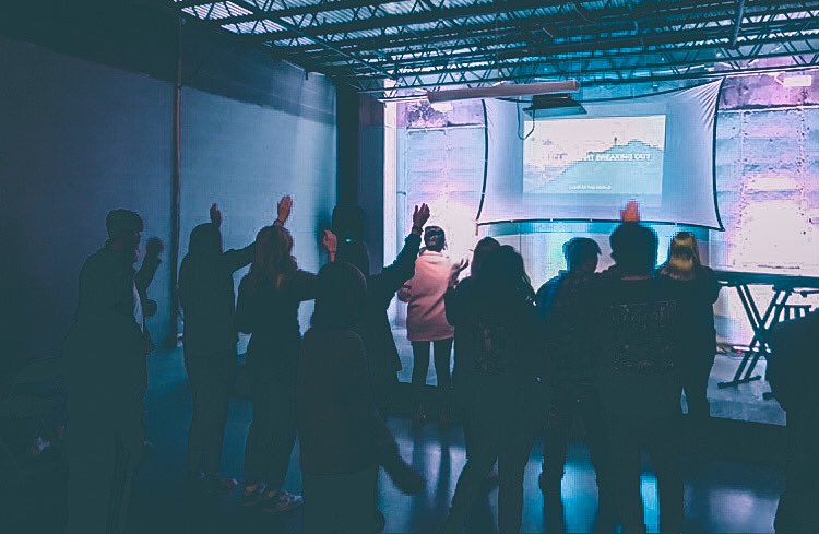mrobbins98's tweet photo. Love this view 🔥 #youthmin #stumin https://t.co/rPUoEJ9bBo