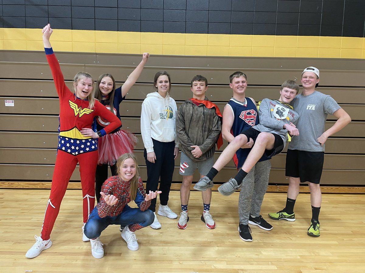 ffa_lemars's tweet photo. A few smiles, drops of sweat, and one dislocated finger later … reigning FFA Volleyball Champs! https://t.co/E4YAxxNS92