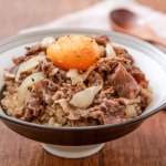 簡単で美味しそう!炊飯器で作ることが出来ちゃう「牛丼」レシピ!