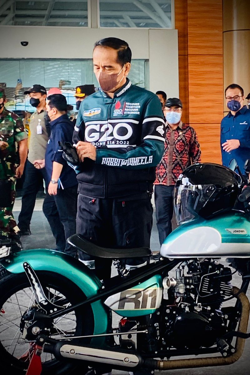 Joko Widodo tweet media