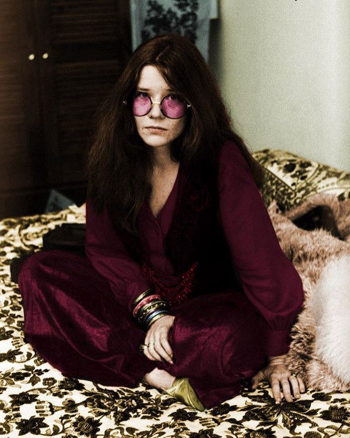 Classic Rock In Pics tweet media