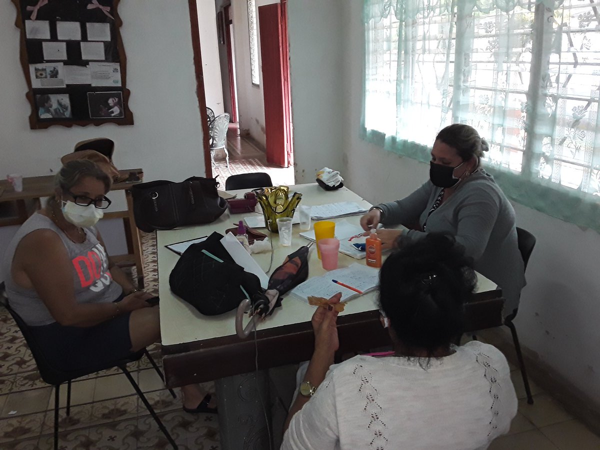 BaltarLisvier's tweet photo. Nuevos estilos y formas de trabajo en consonancia con el Tercer Perfeccionamiento del Sistema Nacional de Educación se implementan en #DMEPlacetas de #EducaciónVillaClara #CubaVive #CubaViveYRenace #CubaMined #CubaEsRevolución https://t.co/Vq9CnRiWzC