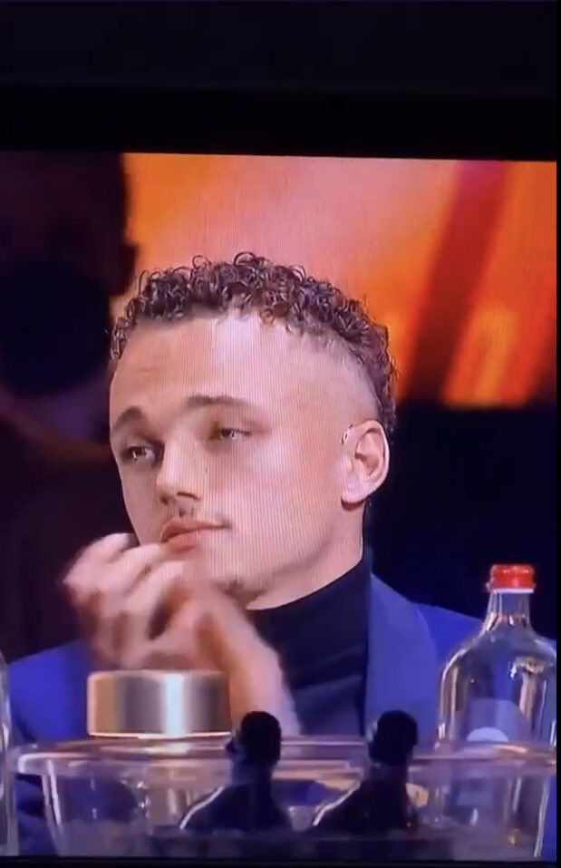 ArjenDesmet's tweet photo. @Arthur_vwb6 @Maxim_Descamps 🤫 https://t.co/mPANFRvWno