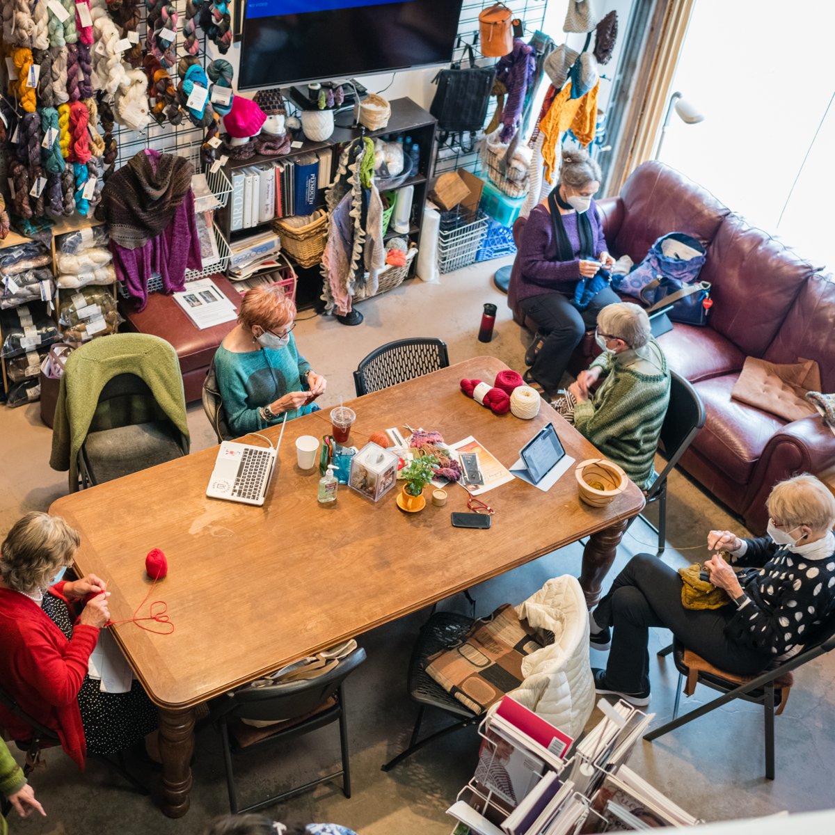 Looking Glass Yarn & Gifts (knitsantafe) Twitter