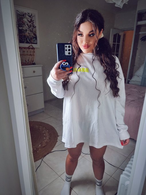 1 pic. Chat with me (link in bio ?) https://t.co/1Vjoftoc7K