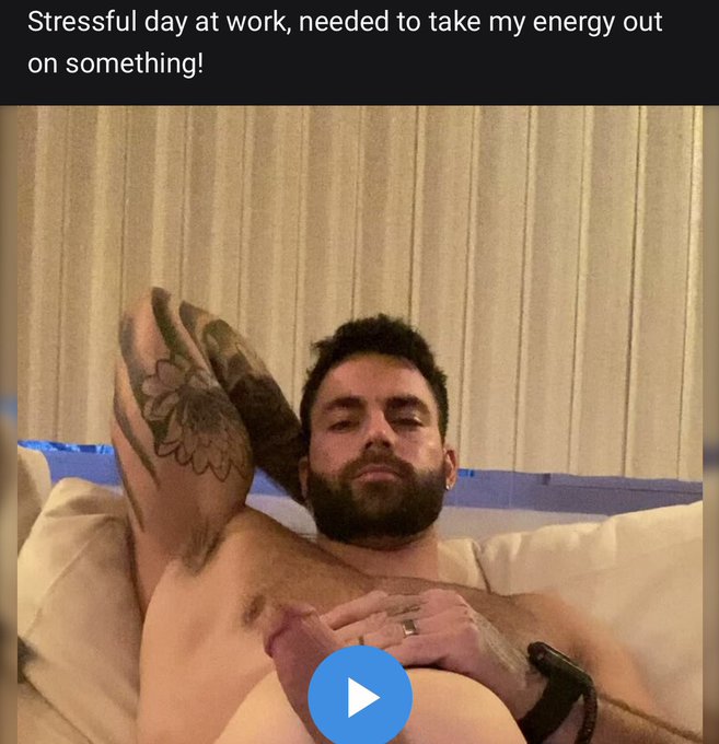 Go watch my big dick stretch out this toy😈 https://t.co/rzaiC9BSdq https://t.co/RIVQioGniN