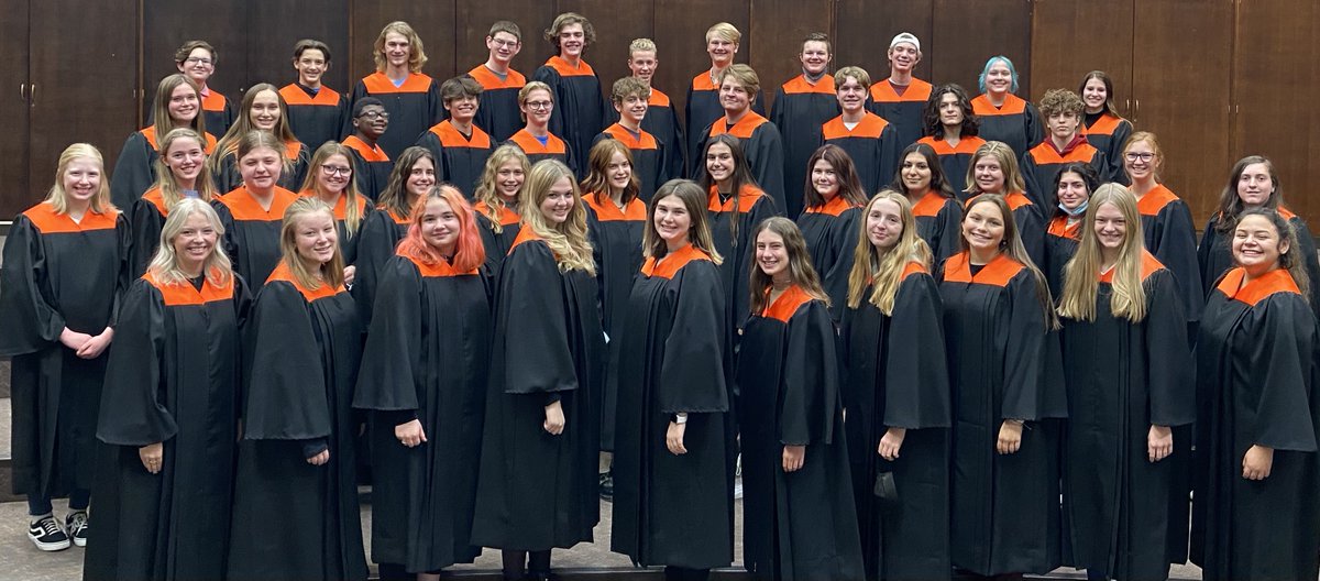 MoorheadSchools's tweet image. The Moorhead High School Concert Choir, under the direction of Kathie Brekke, has the honor of performing during the opening session of the 2022 Minnesota School Board Association Leadership Conference tomorrow. Good luck Spuds! #SpudPride