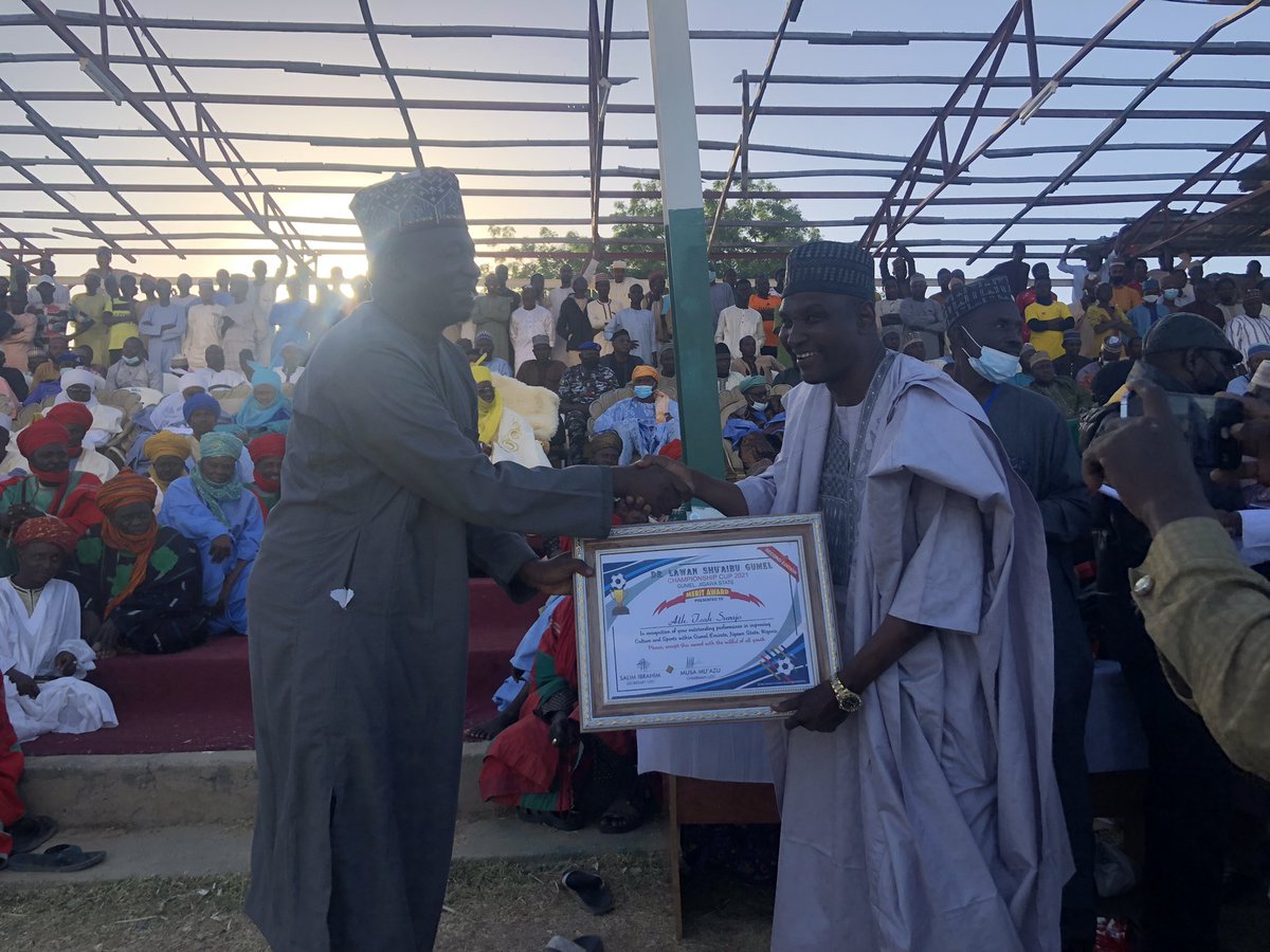 isasurajo's tweet photo. and the youth appreciates my passion for their personal development. #givingbacktocommunity #youth #gmfuture https://t.co/7RZ8BOAavC