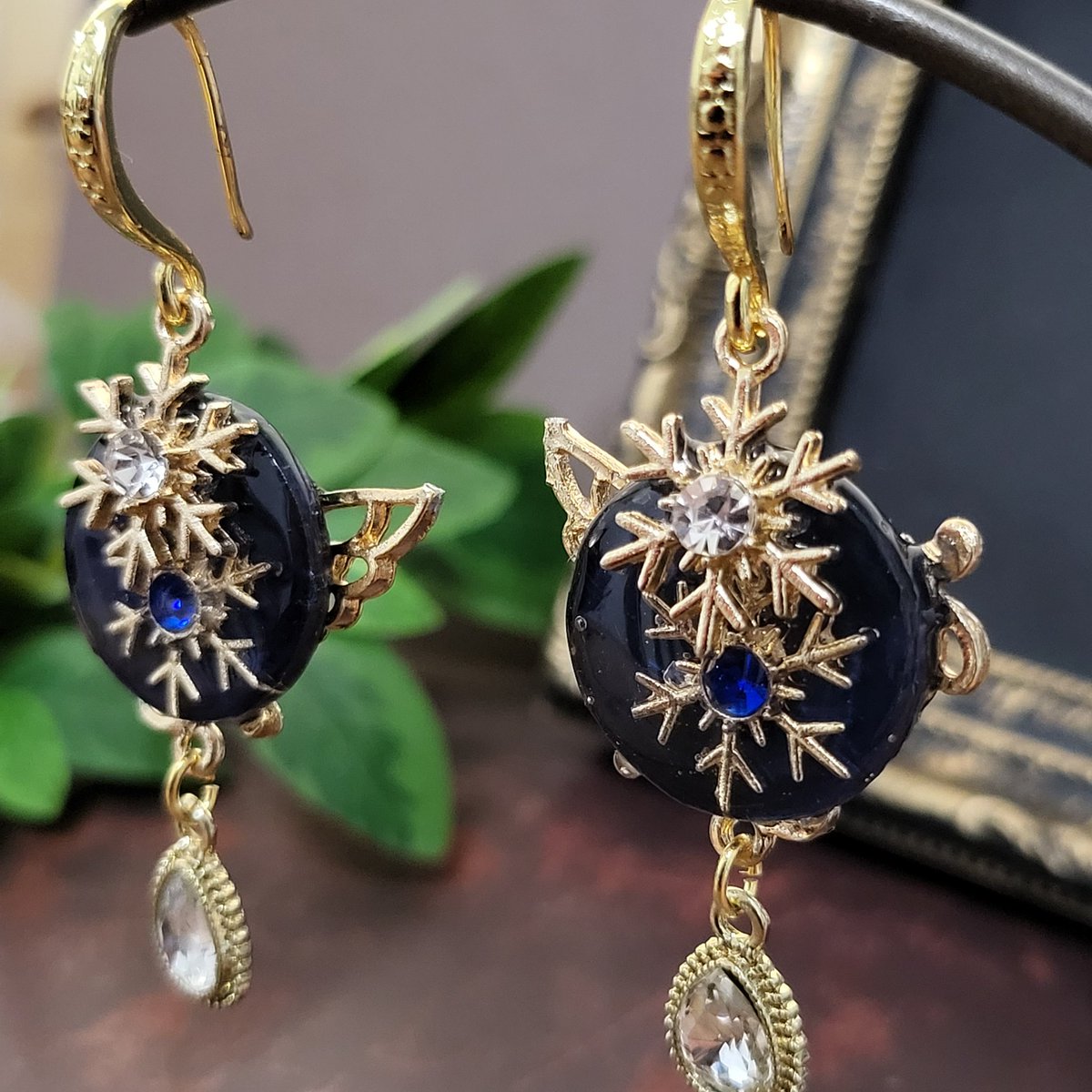 parallelworld03's tweet image. #フォロワー1000以下の一次創作作家発掘フェス

自分でかっこいいと思えたらいいもの作ってます😊