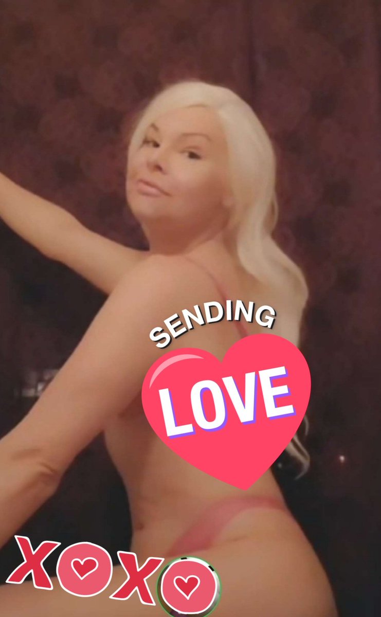 TSLEXILOVE's tweet photo. I think I'm gonna play with my webcam. Can you keep a secret? 😈💋 @TSLEXILOVE #transgirlnextdoor #Porn #TSLexiLove #TransMistress https://t.co/kUwjhzAilJ